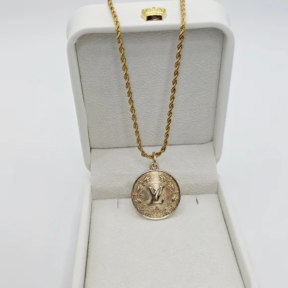 Authentic Louis Vuitton Medallion Necklace. On Waterproof Atolea Chain. - Picture 3 of 6